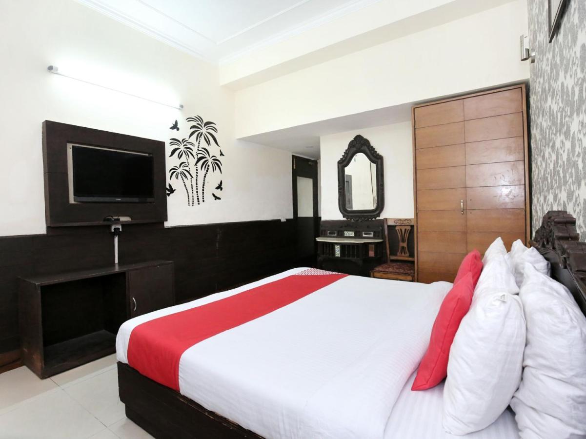 โอโย 1933 โฮเต็ล ซิตี้ พาราไดซ์ Hotel จัณฑีครห์ ภายนอก รูปภาพ