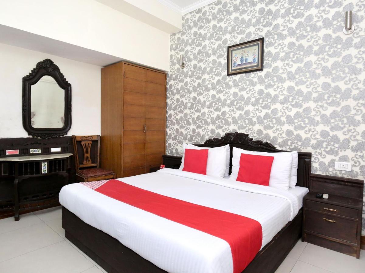 โอโย 1933 โฮเต็ล ซิตี้ พาราไดซ์ Hotel จัณฑีครห์ ภายนอก รูปภาพ